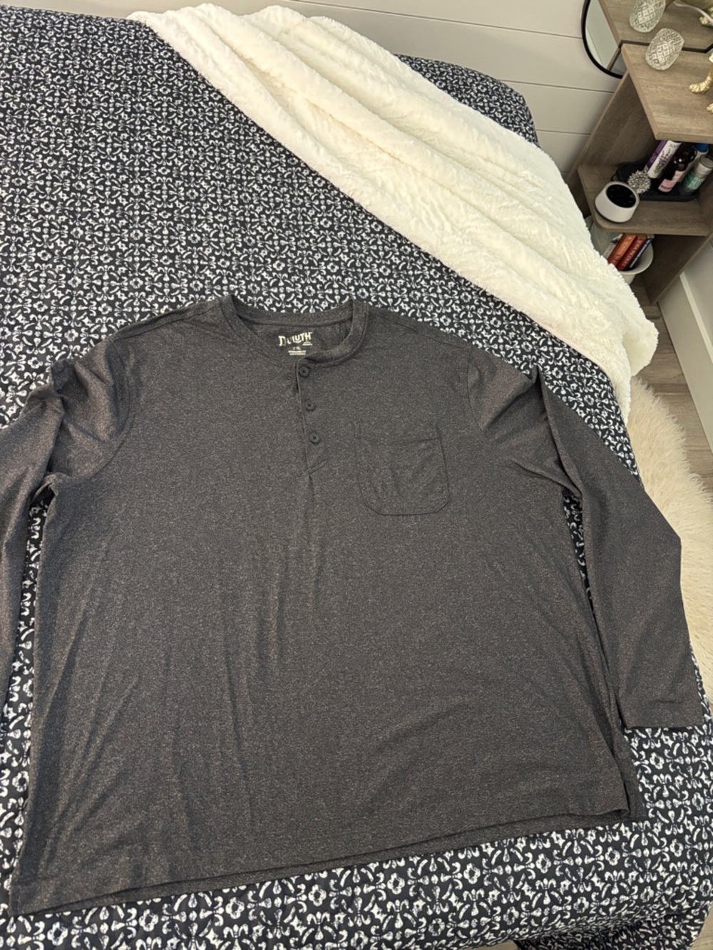 Duluth Trading Co Charcoal Long-Sleeve Henley